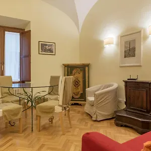 https://casa-cornacchie.it-romehotels.com